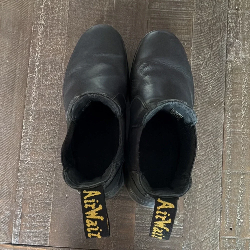 Dr. Martens Unisex Chelsea Ankle Boots Black Leather Pull-On AirWair US 9M 10L